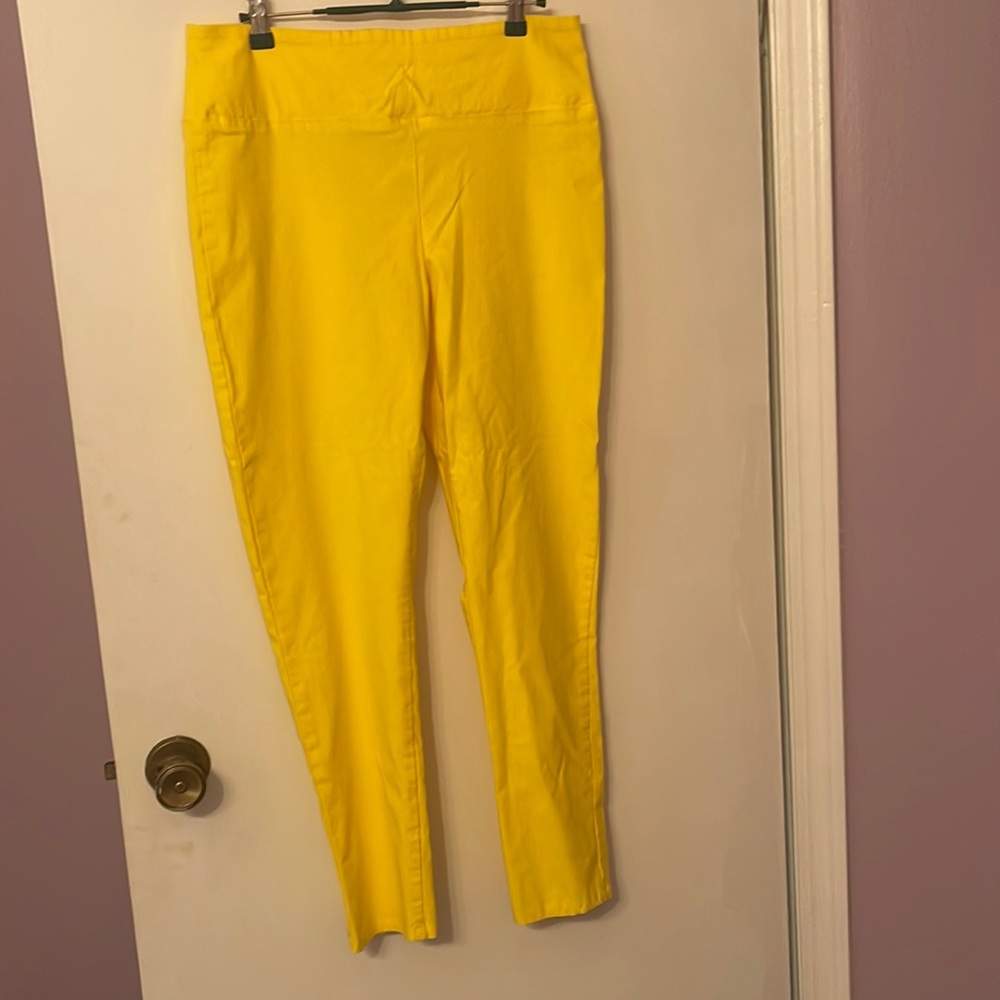 Yellow stretch material pants  XL